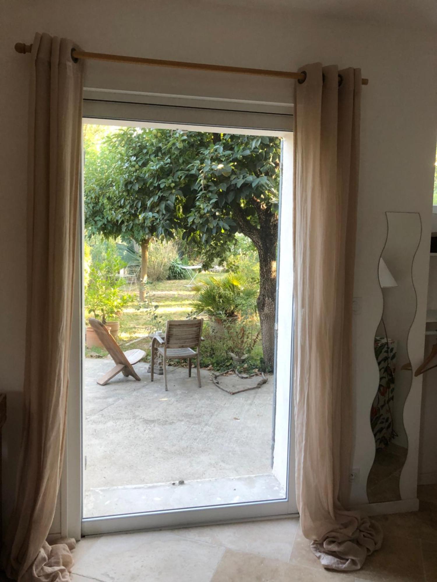 Studio Lumineux Villeneuve-lès-Avignon Exteriör bild